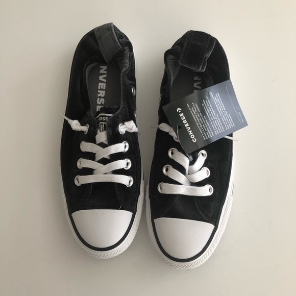 Converse Shoes - LOWEST PRICE OFFER. Converse Chuck Taylor Sneaker